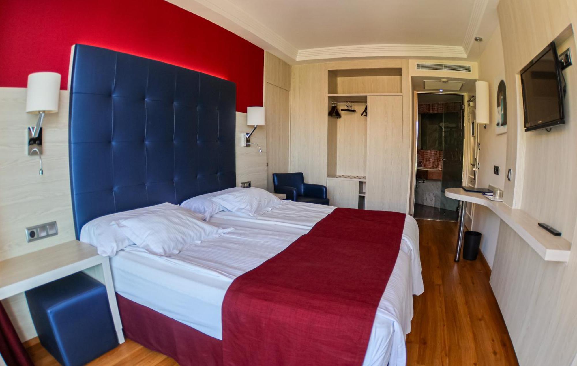 Europe Playa Marina - Adults Only Hotel